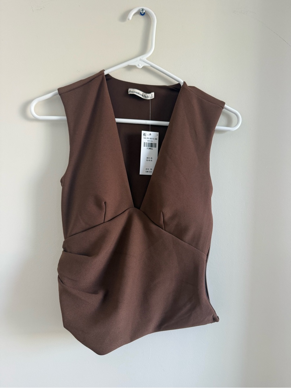 Abercrombie Bra-Free Plunge Top- XS- NWT